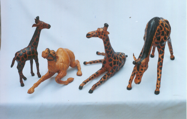 LEATHER ANIMALS RANGE