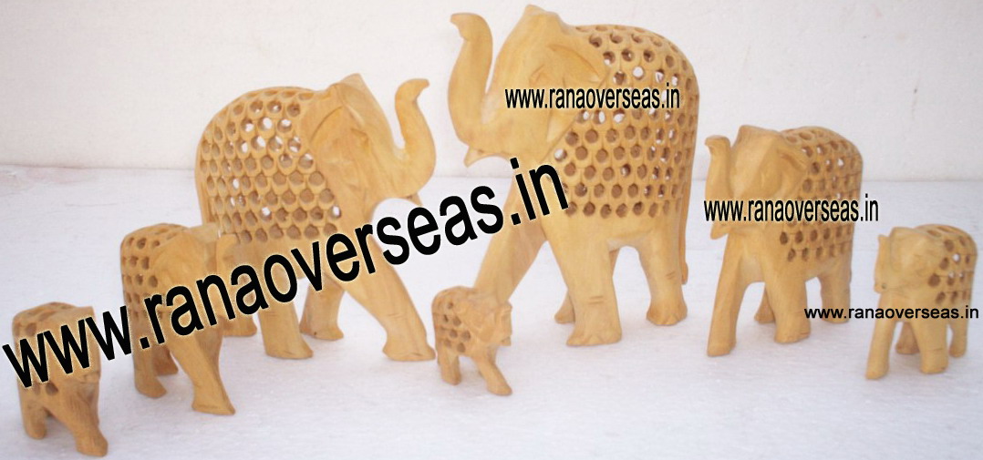 Wooden Carved Under Cut Elephant Set