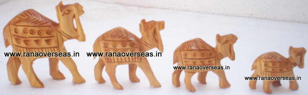 Wooden Carved Camel Set